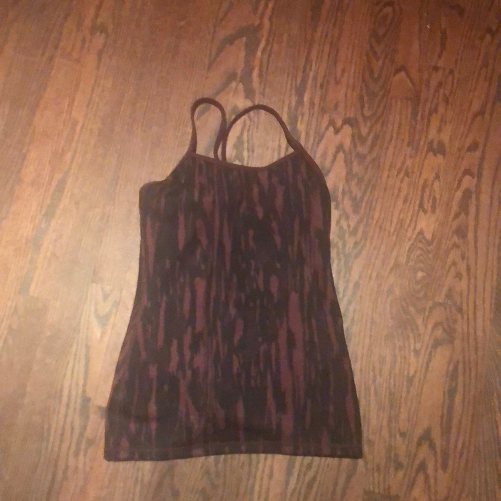 Lulu lemon workout top